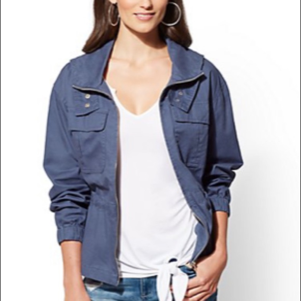 Lightweight jacket